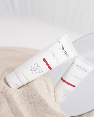 COMODEX 控油修復防曬日霜 SPF15